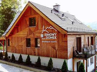 Отели типа «постель и завтрак» Zimowy Domek Boutique Rooms - Adults Only Vege Сверадув-Здруй-0